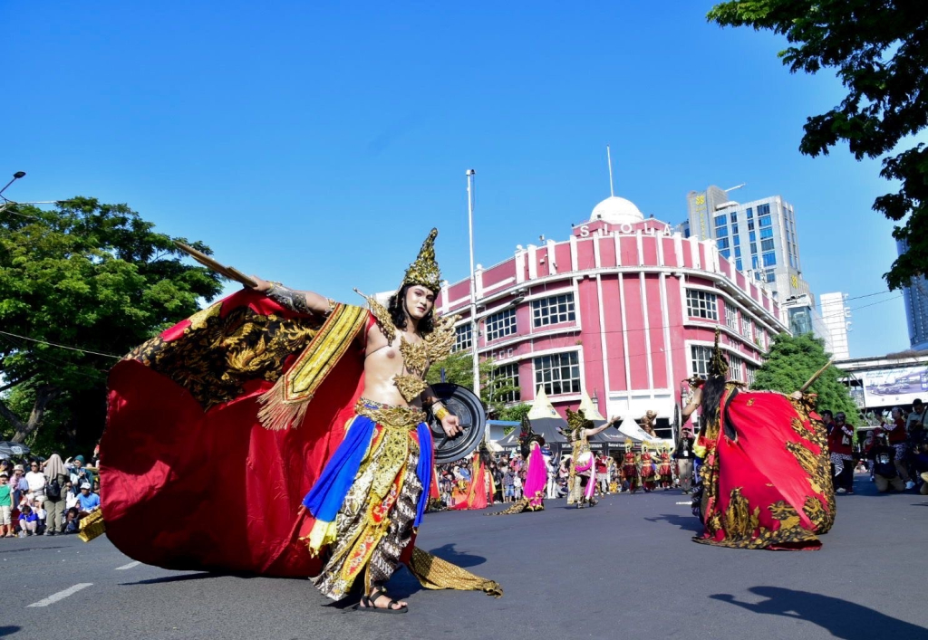 Surabaya Vaganza 2026 Suguhkan Festival Cahaya