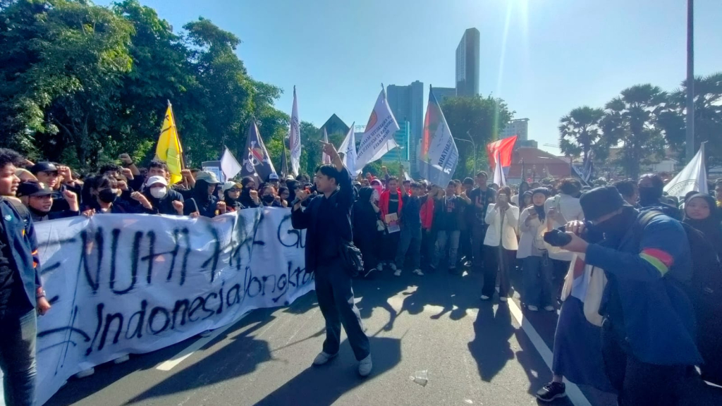 BEM Se-Jatim Desak Pemerintah Hapus MBG dan KDMP