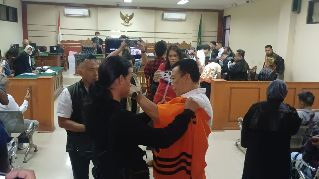 Bupat Nonaktif Sugiri Dituntut 7 Tahun, Sekda 4 Tahun 8 Bulan