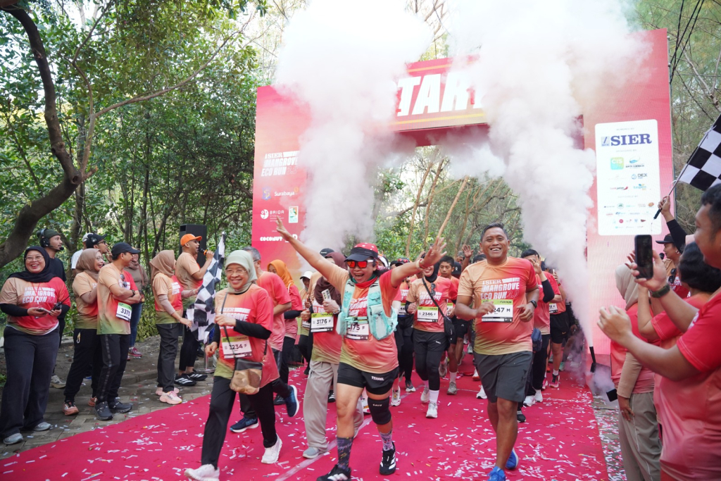 2.000 Pelari Ramaikan SIER Mangrove Eco Run 3.0