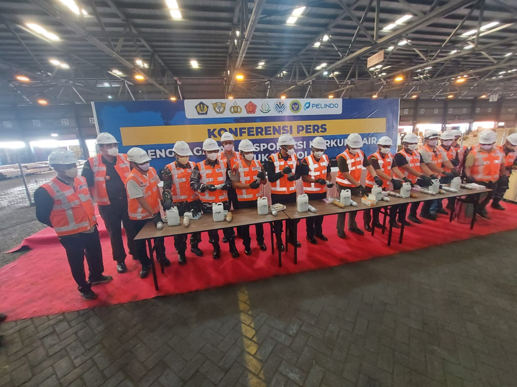 Bea Cukai Gagalkan Ekspor 3,4 Ton Merkuri Berkedok Keramik