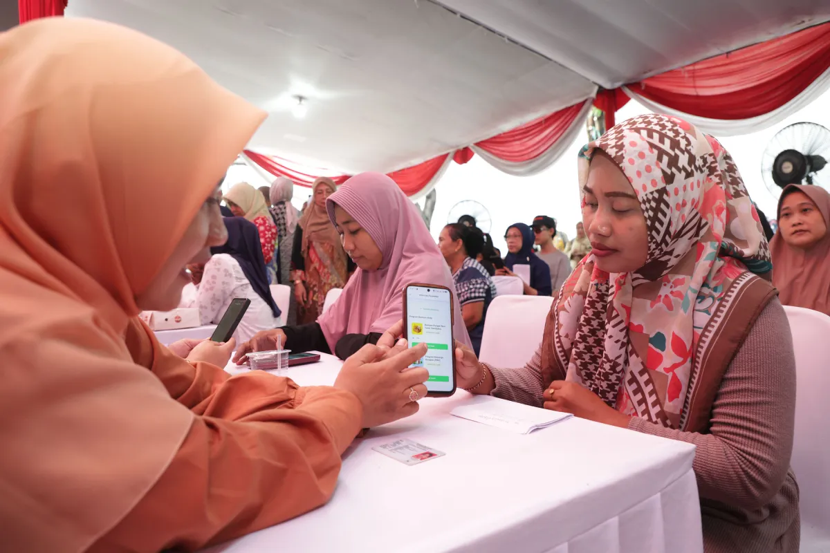1.845 Data Warga Surabaya Turun Desill