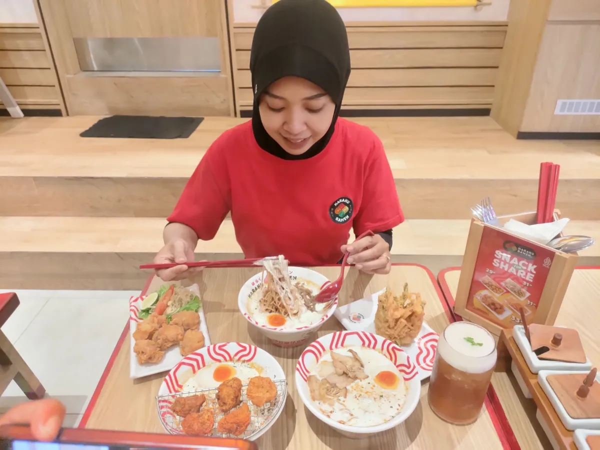 Ramen Jepang-Korea Berebut Lidah Gen Z Surabaya