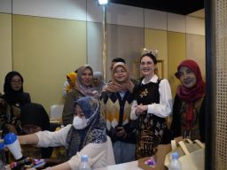 Diskop Dan UKM Dekranasda Jatim Gelar Workshop Usaha Kekinian untuk Milenial