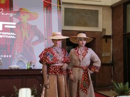 Batik Surabaya Go Internasional, Ramaikan IN2MF 2023 di Jakarta