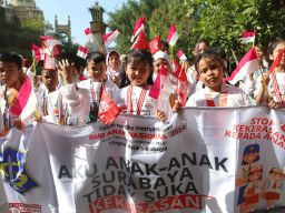 Surabaya Raih Sertifikat Kota Layak Anak Internasional di Puncak Peringatan HAN ke-40
