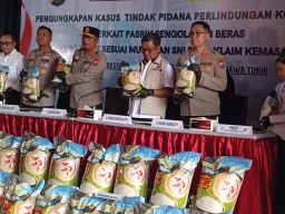 Satgas Pangan Bongkar Beras Premium Oplosan di Sidoarjo, 12,5 Ton Siap Edar