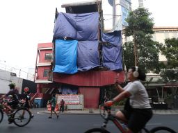 Alasan di Balik Pembongkaran Jembatan Tunjungan