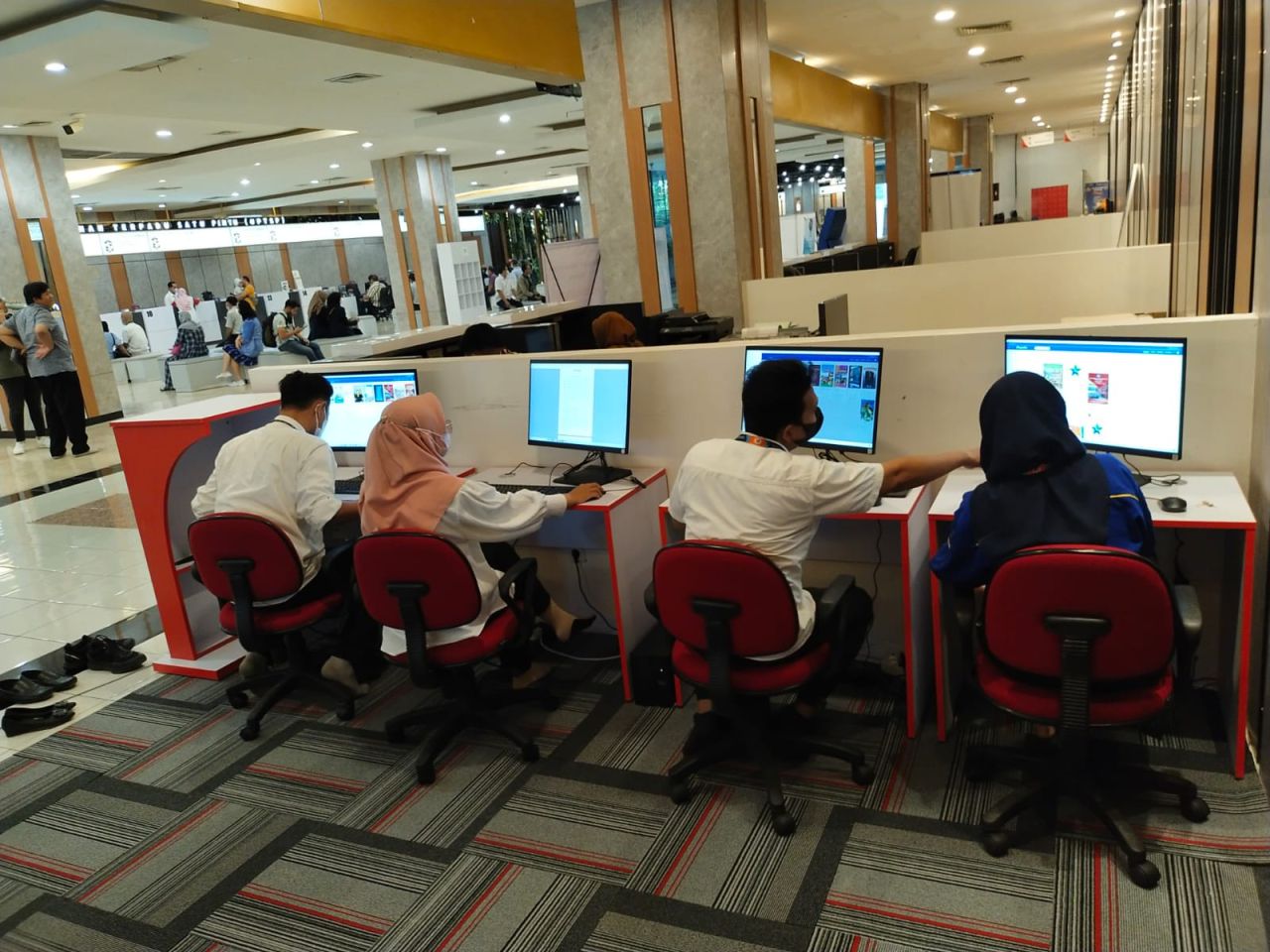 Pojok Baca Digital Hadir di Mall Pelayanan Publik Siola Surabaya