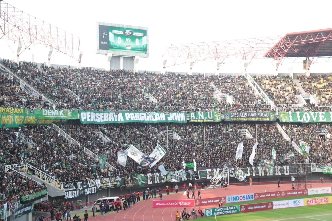 Persebaya Vs Bali United: Doa untuk Whisnu Sakti Buana di Stadion GBT Surabaya