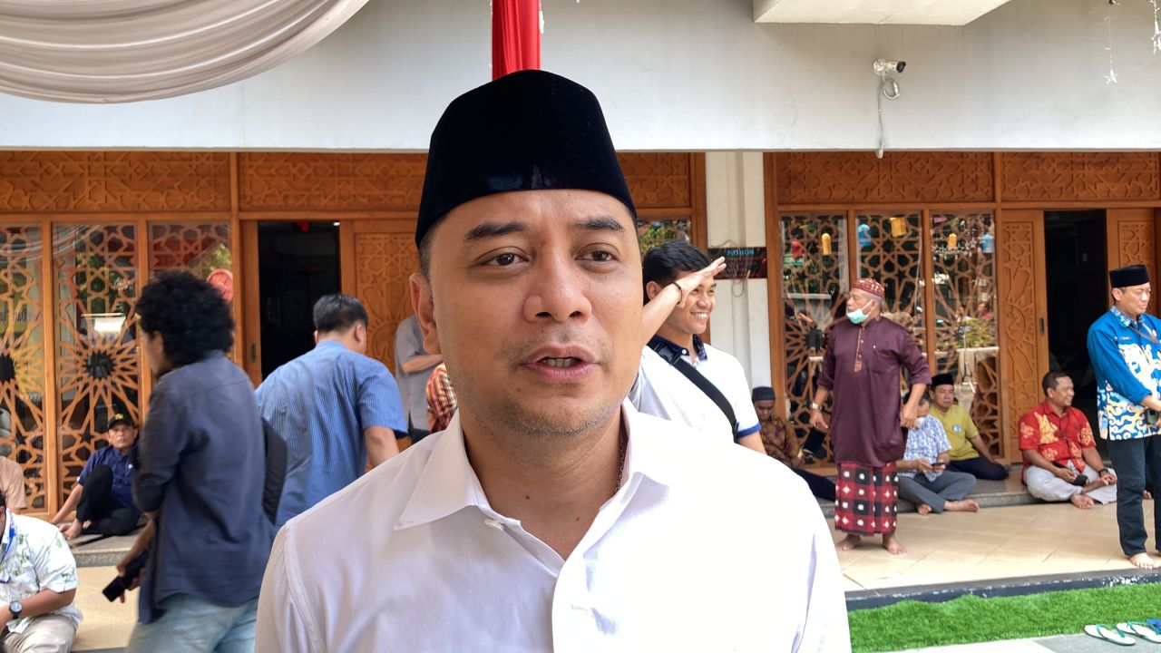 Usai Salat Idul Fitri, Wali Kota Eri Cahyadi Ajak Warga Surabaya Hadiri Open House