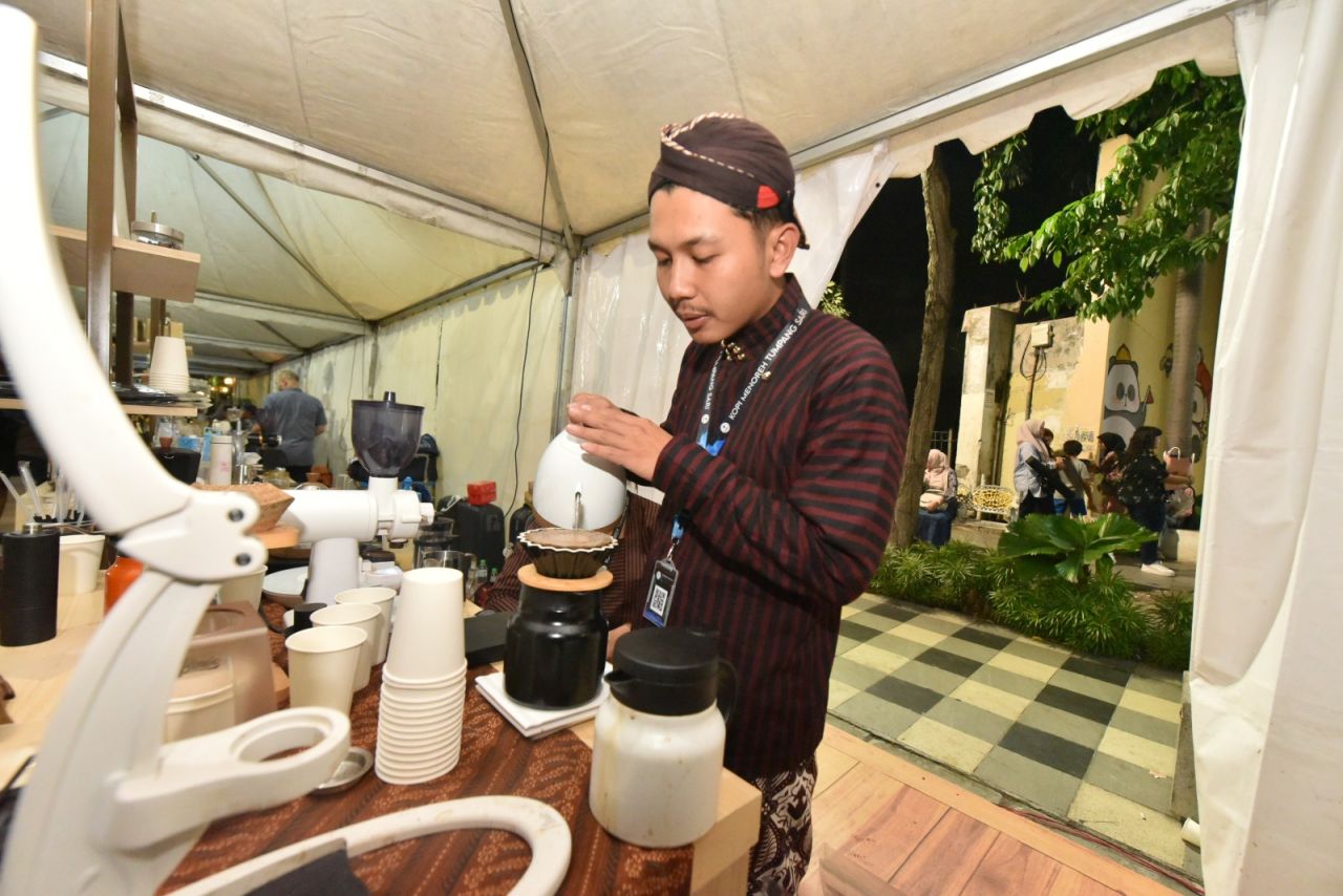Ribuan Masyarakat Pecinta Kopi Tumplek Blek Digelaran JCC 2024