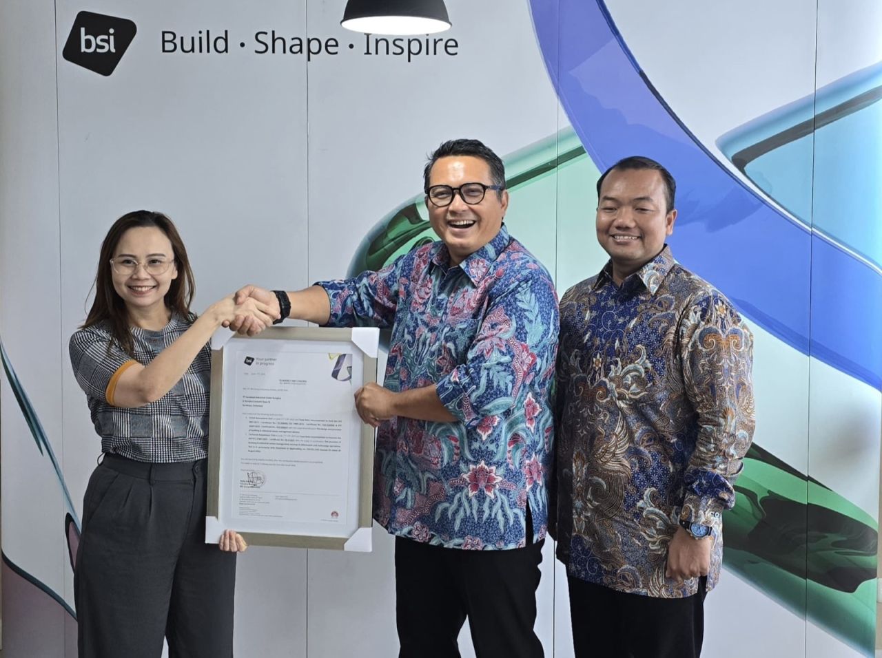 SIER Berhasil Raih ISO Terintegrasi, Contoh Industri Terbaik