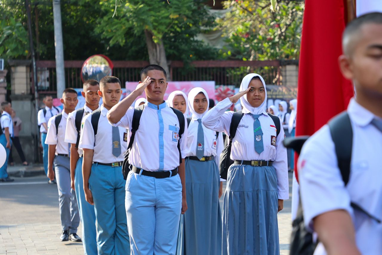 Kompak dan Disiplin, Pesan Wali Kota Eri Saat Buka Pusdiklat Paskibraka 2025